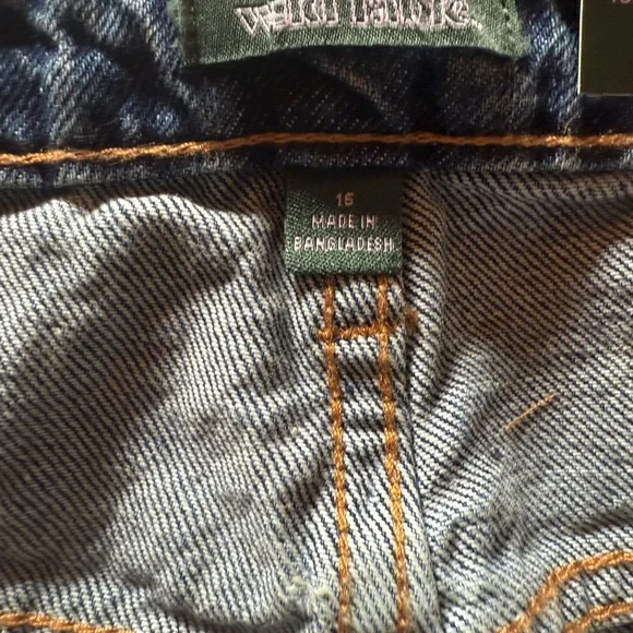 Target Women's Cropped Jeans in Washed Blue - Picture 4 of 8